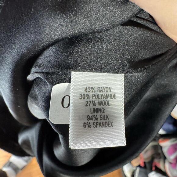 St. John skirt womens 8 black tweed knit pencil modest career office workwear - Picture 5 of 6